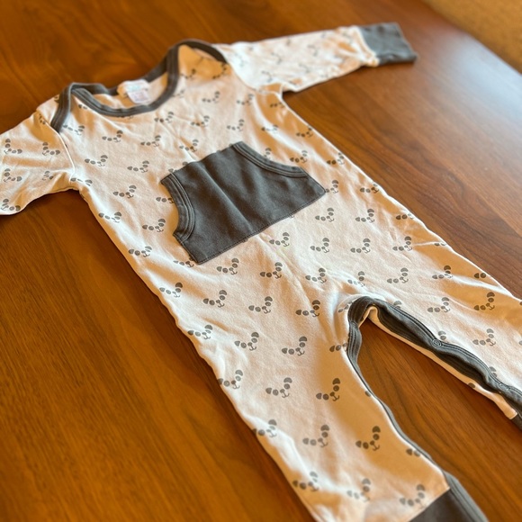 Feather Baby One Piece Pajama - Picture 4 of 4